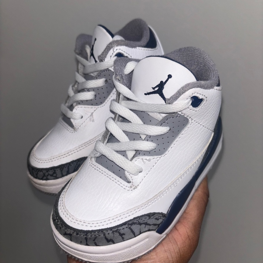 Jordan retro 3s